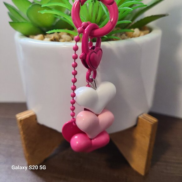 Mezzo Piano Heart Charm Keychain Pink White Kawaii Cute Japanese Accessory‎ - Picture 4 of 4